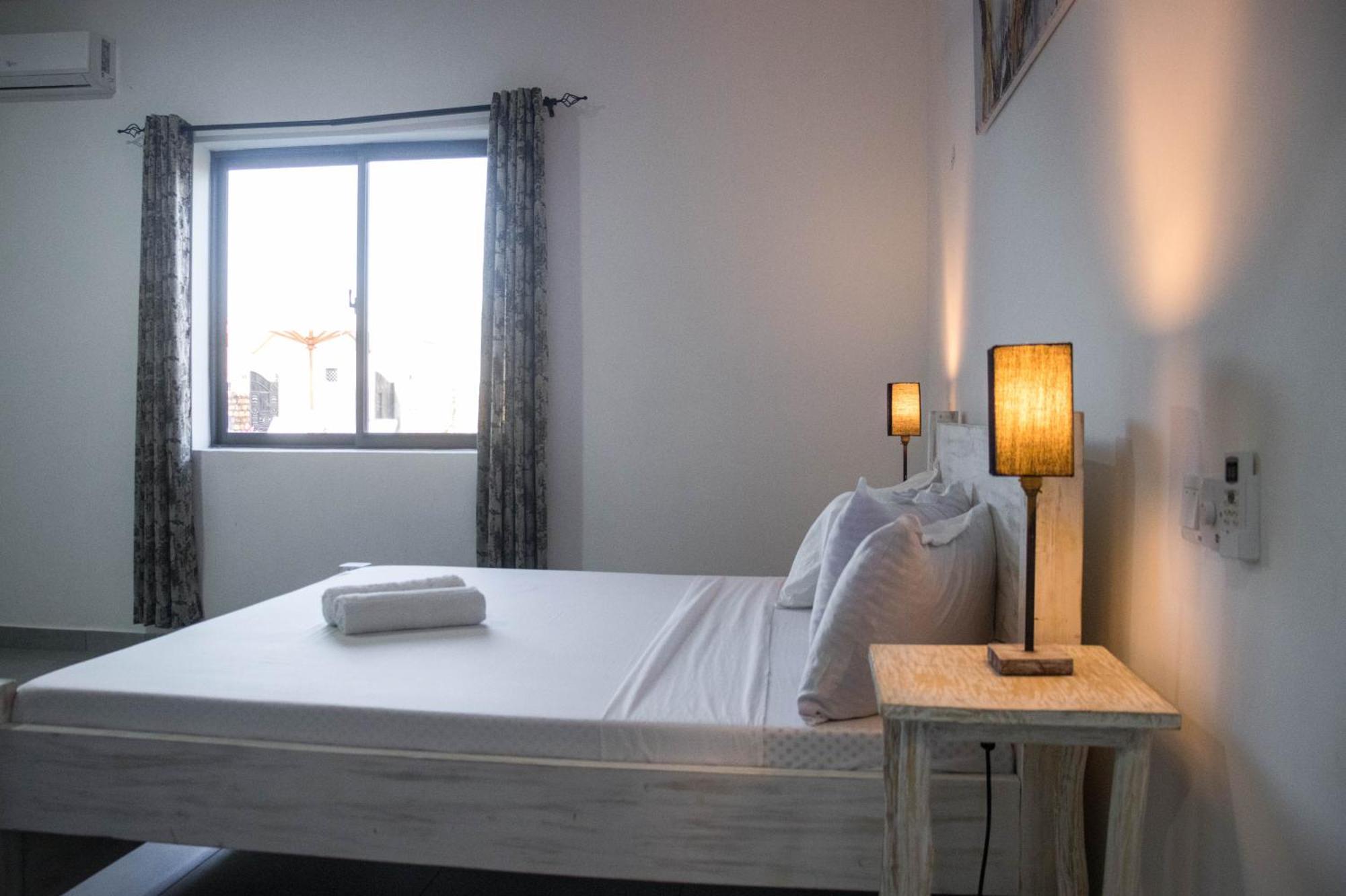 4 U Luxury Bungalows Diani Diani Beach Exteriör bild